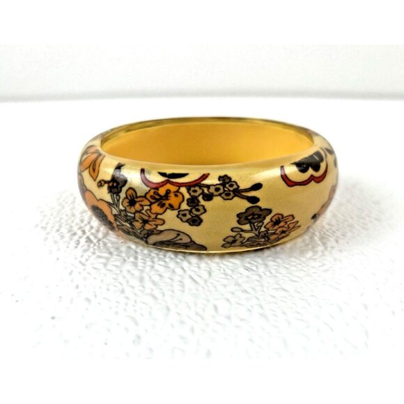 Vintage Boho Chic Classic Retro Floral Patterned Lucite Bangle Bracelet - Picture 7 of 7